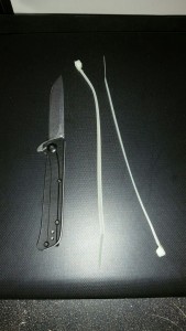 Стяжки и нож